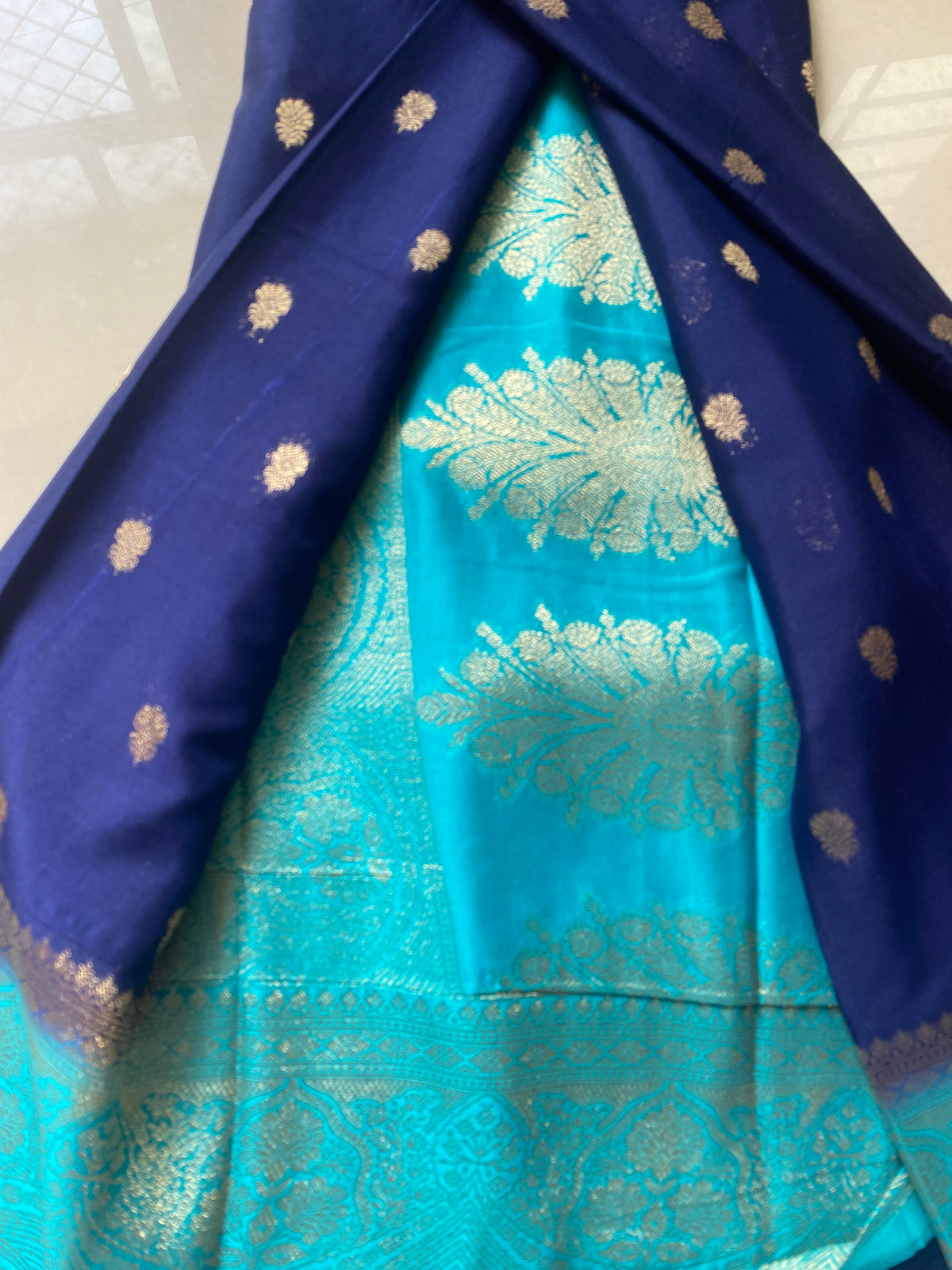 Navy Blue & Turquoise Blue Georgette Saree.
